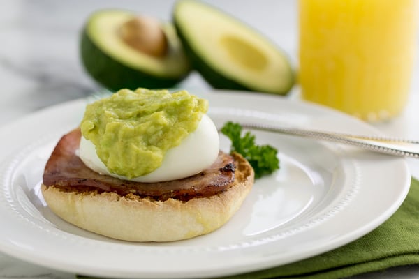 avocado eggs benedict2-1