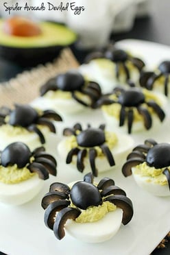 spider-avocado-deviled-eggs-title